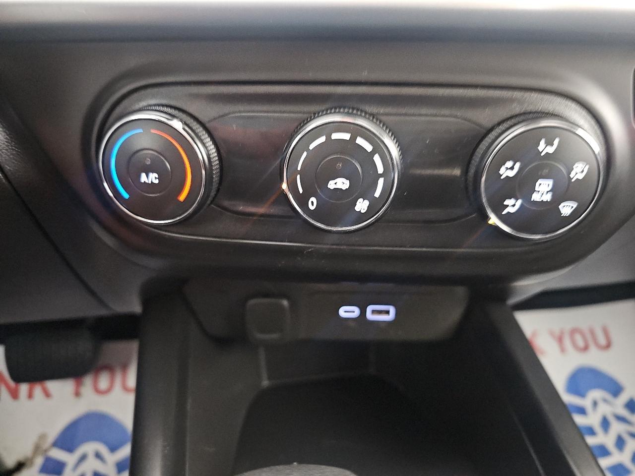 Chevrolet Trax FWD 4dr LS 2025