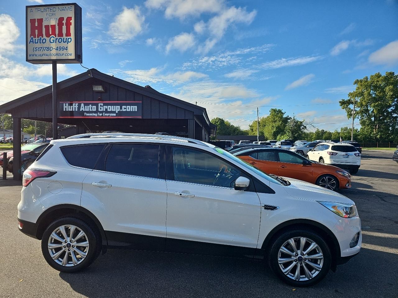 Ford Escape Titanium 4WD 2017