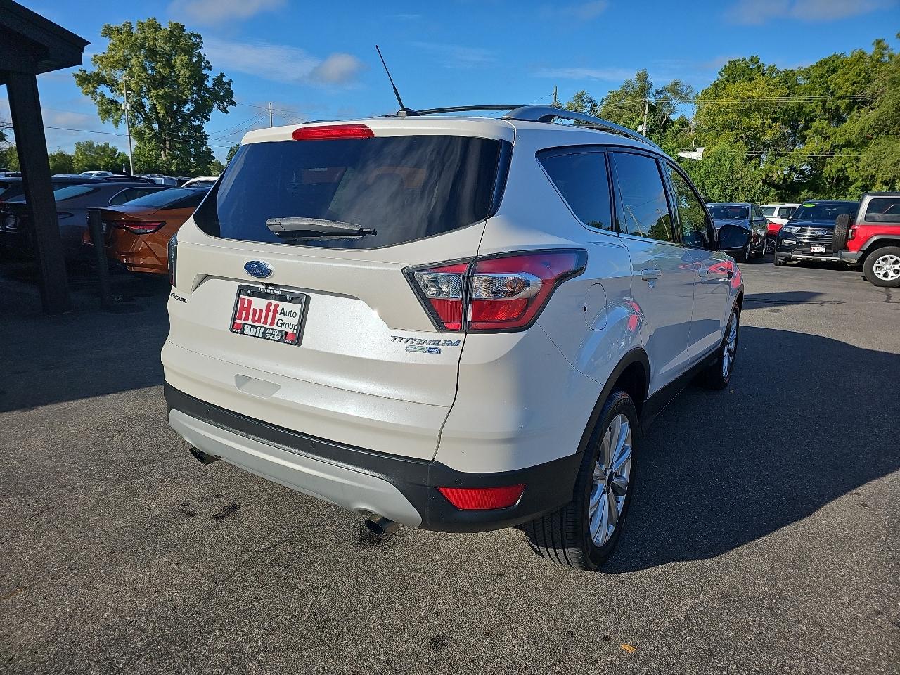 Ford Escape Titanium 4WD 2017