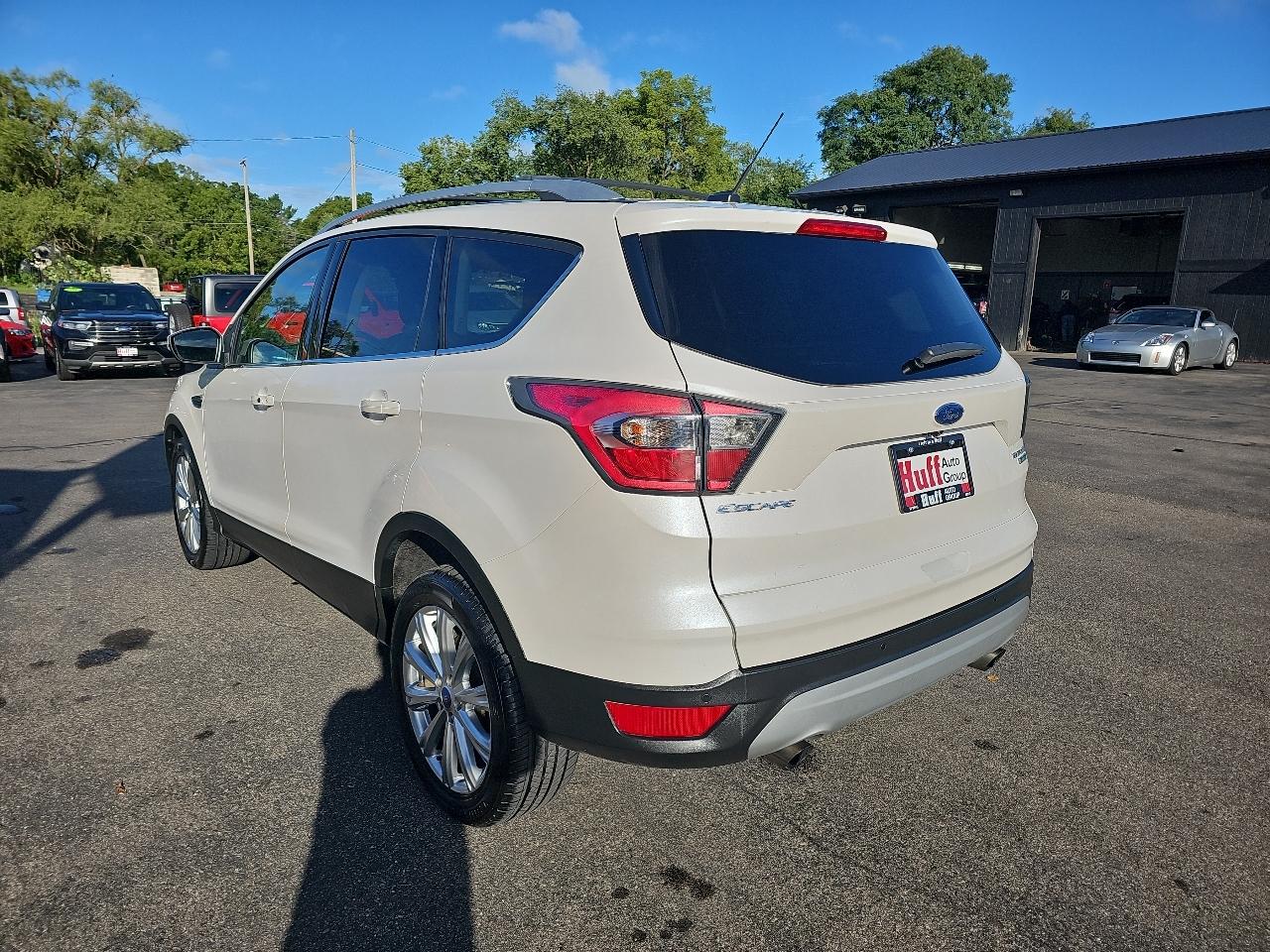 Ford Escape Titanium 4WD 2017