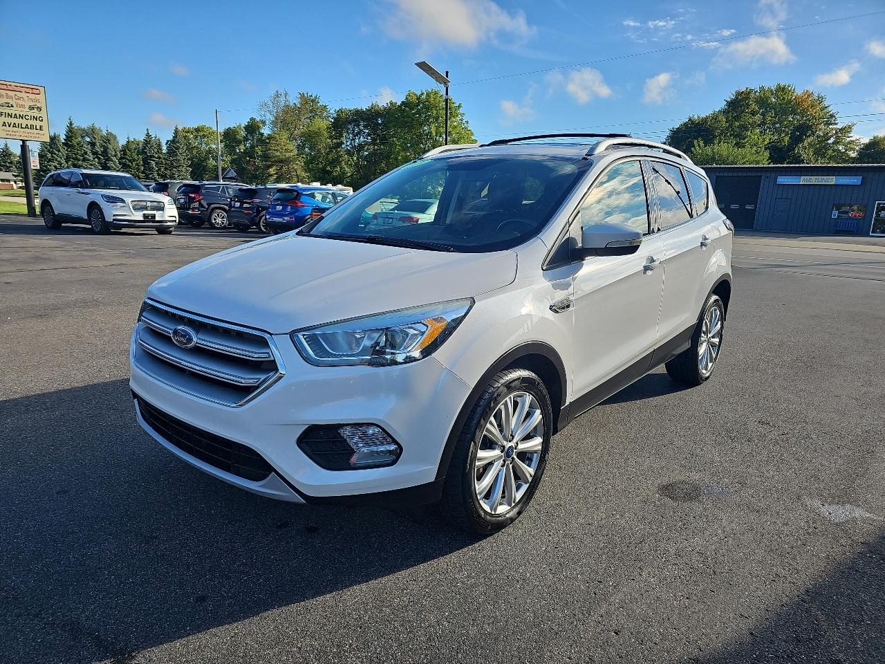 Ford Escape Titanium 4WD 2017