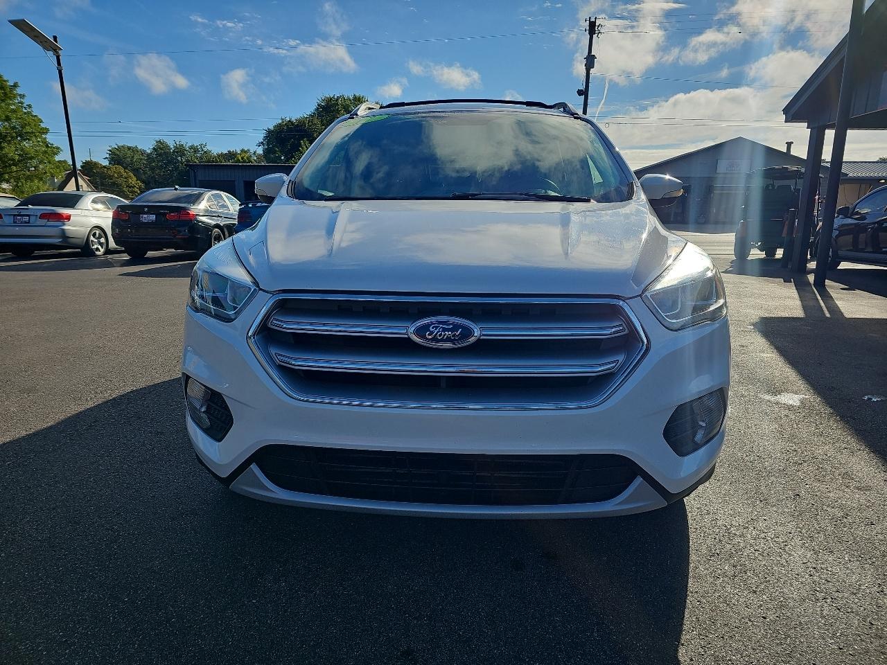 Ford Escape Titanium 4WD 2017
