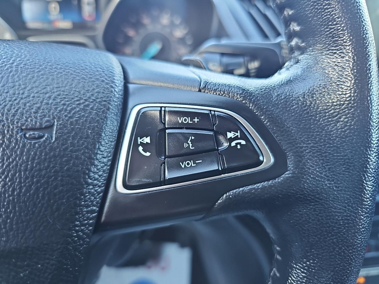 Ford Escape Titanium 4WD 2017