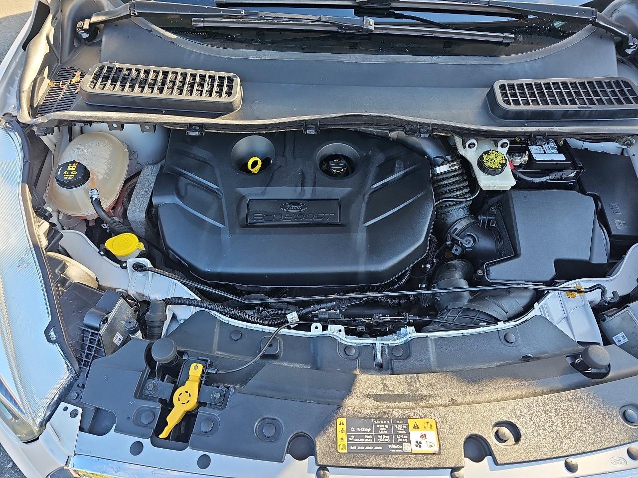 Ford Escape Titanium 4WD 2017