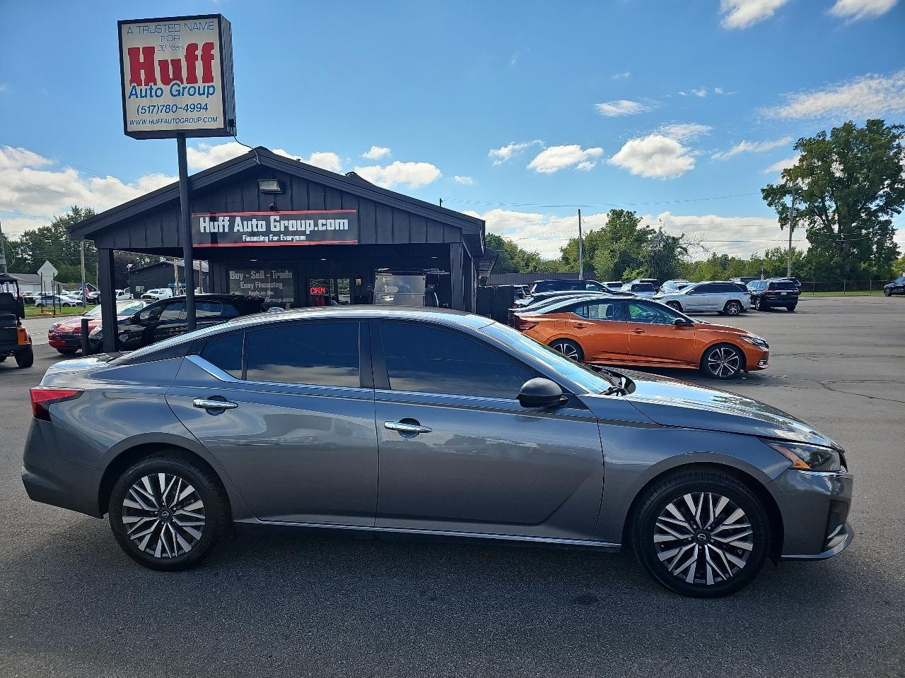 Nissan Altima 2.5 SV AWD Sedan 2024