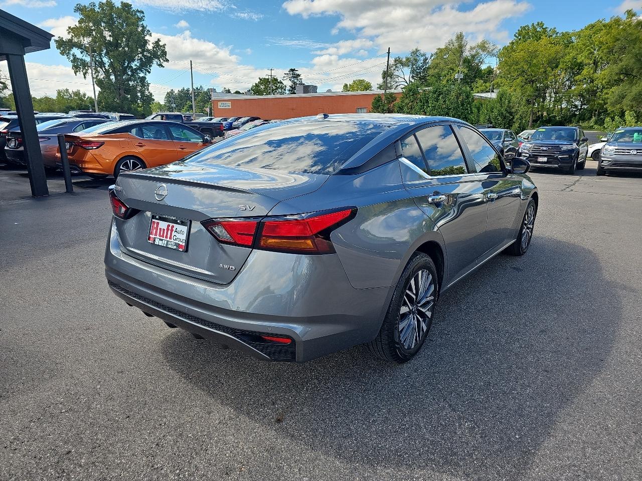 Nissan Altima 2.5 SV AWD Sedan 2024