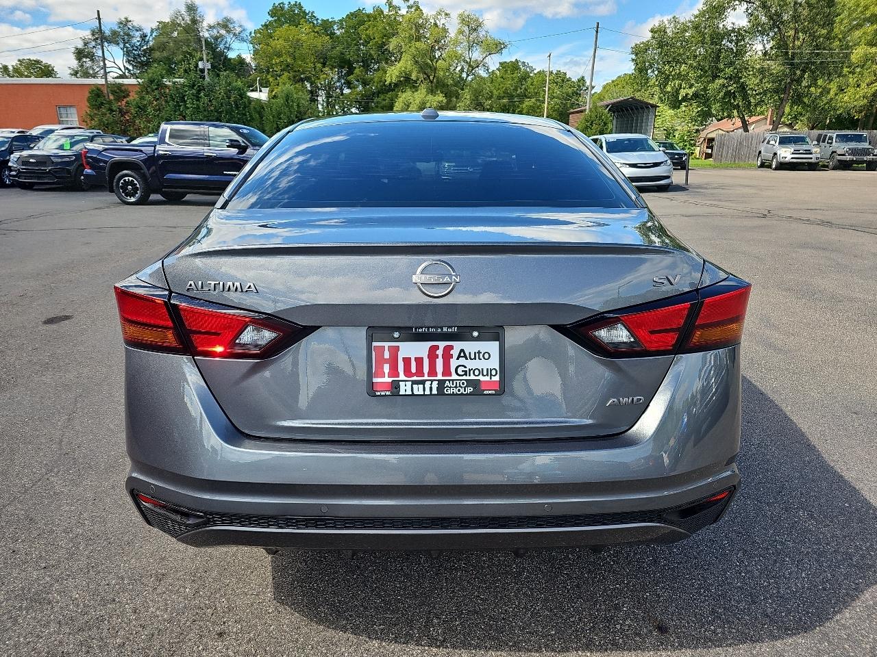 Nissan Altima 2.5 SV AWD Sedan 2024