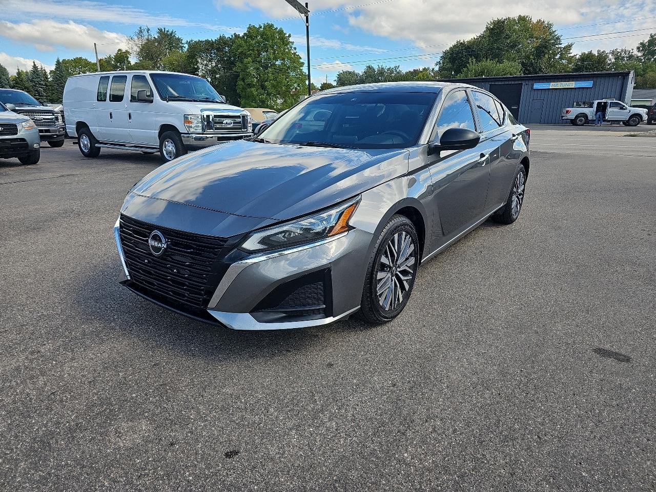 Nissan Altima 2.5 SV AWD Sedan 2024