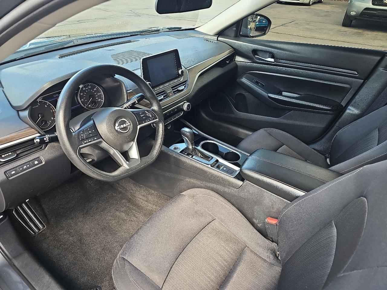Nissan Altima 2.5 SV AWD Sedan 2024