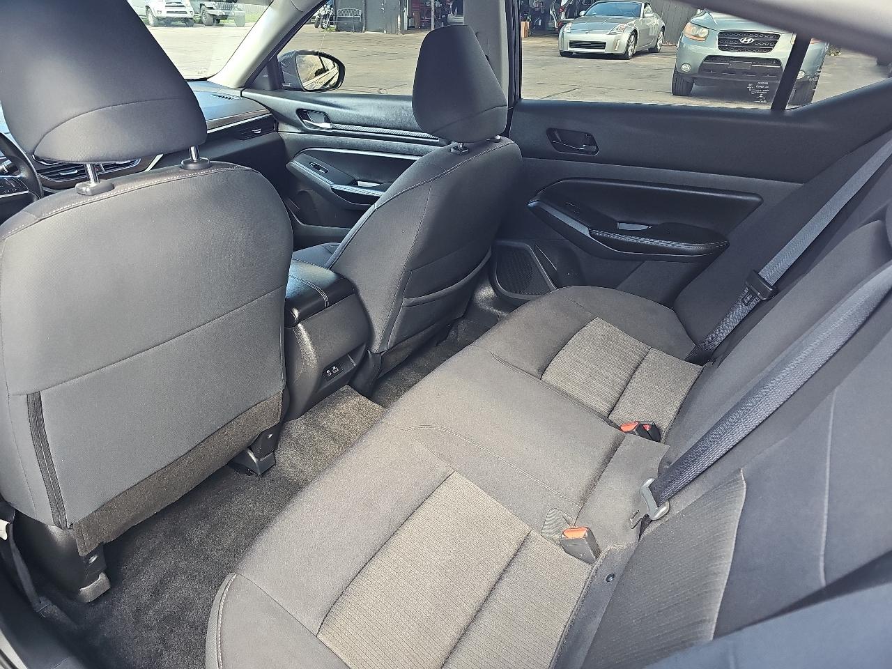 Nissan Altima 2.5 SV AWD Sedan 2024
