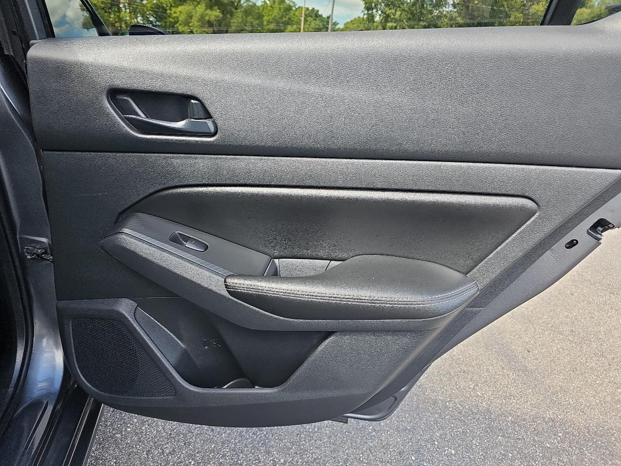 Nissan Altima 2.5 SV AWD Sedan 2024