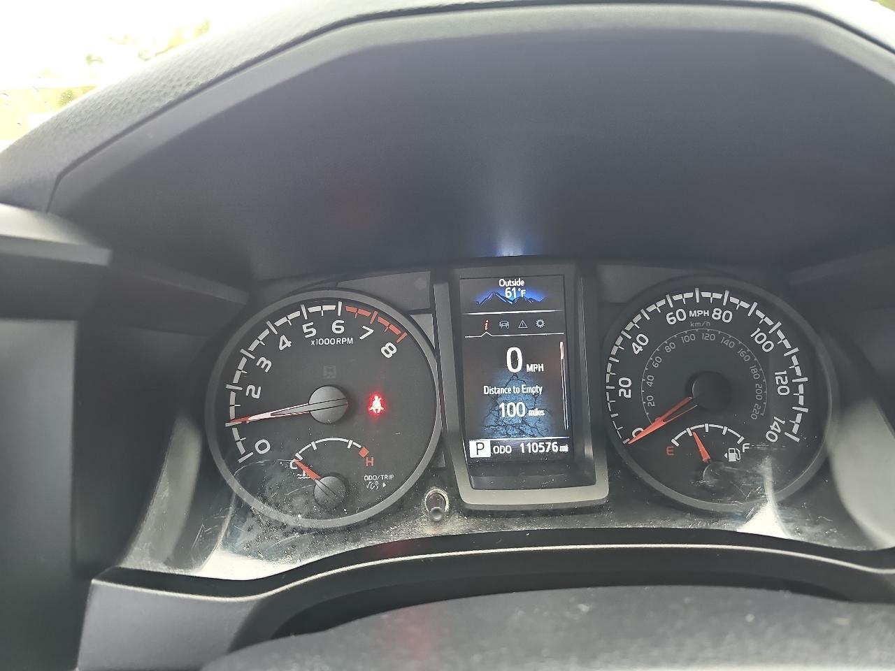 Toyota Tacoma 4WD SR5 Double Cab 6' Bed AT (Natl) 2021