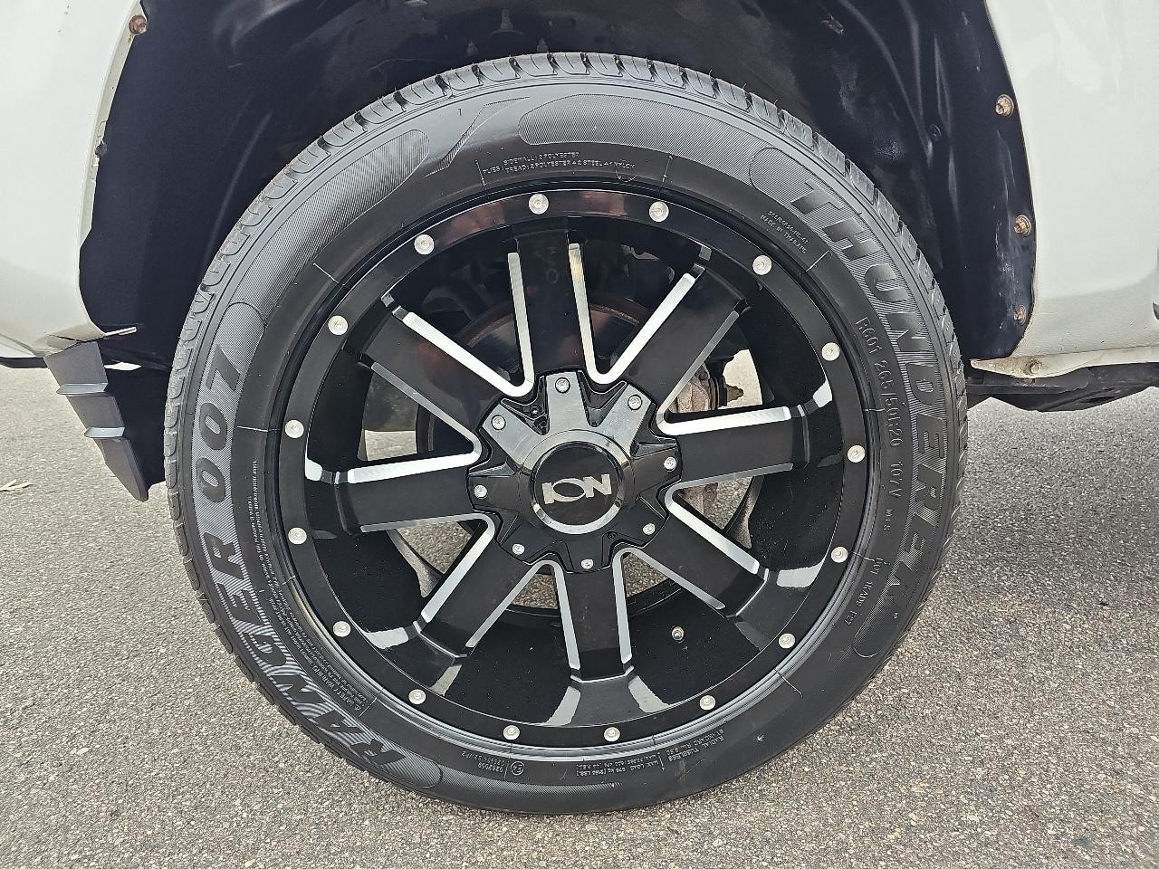 Toyota Tacoma 4WD SR5 Double Cab 6' Bed AT (Natl) 2021
