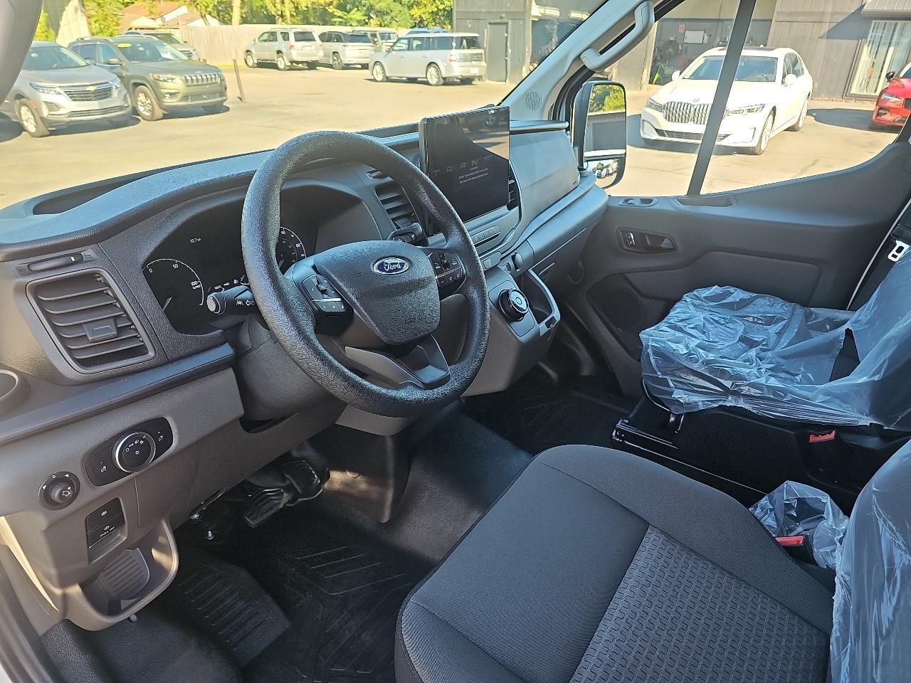 Ford E-Transit Cargo Van T-350 130" Low Rf 9500 GVWR RWD 2024