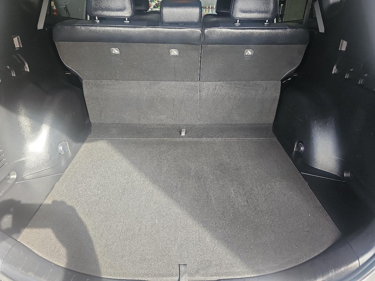 Toyota RAV4 SE AWD (Natl) 2017