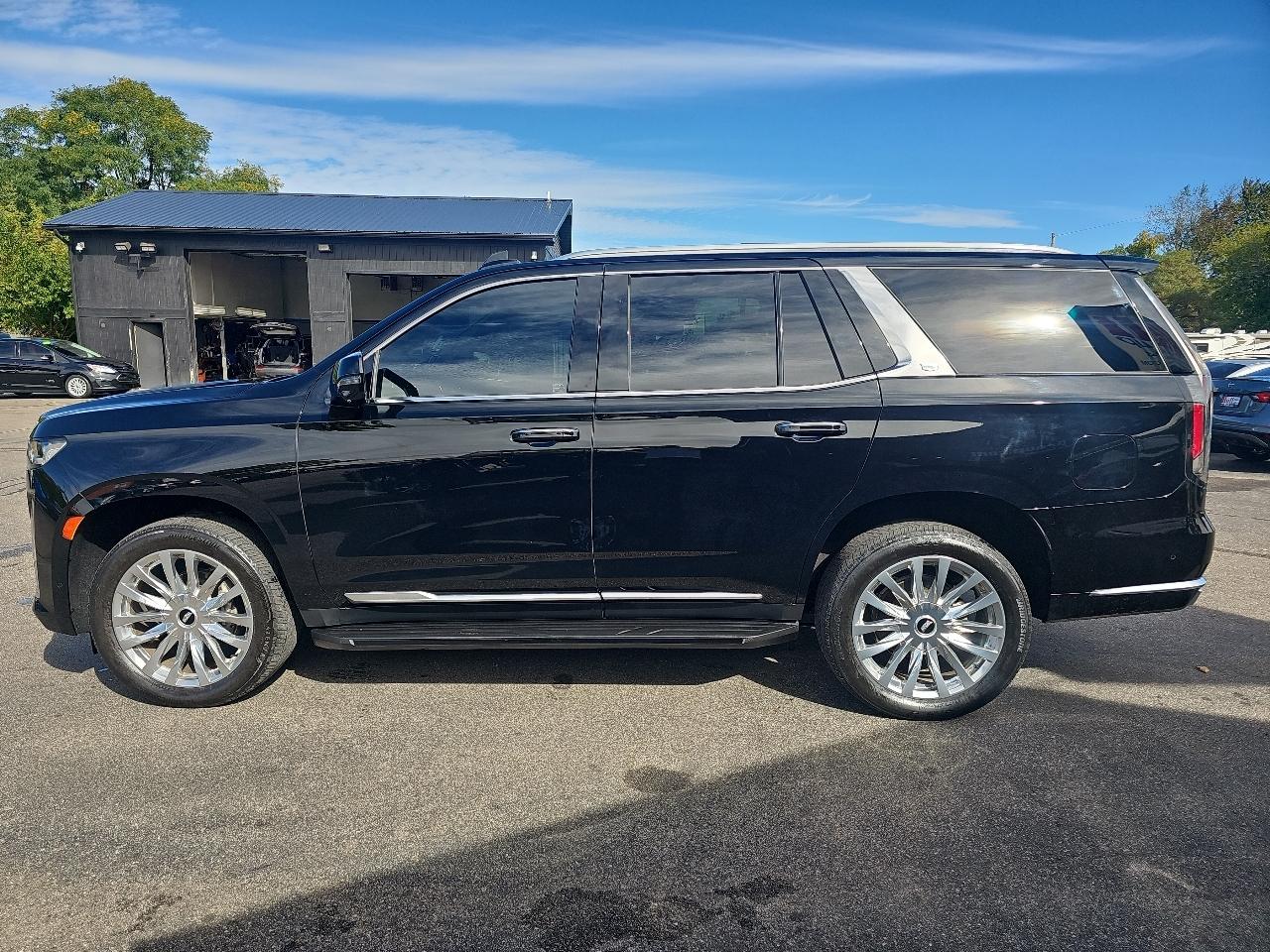 Cadillac Escalade 4WD 4dr Premium Luxury 2022