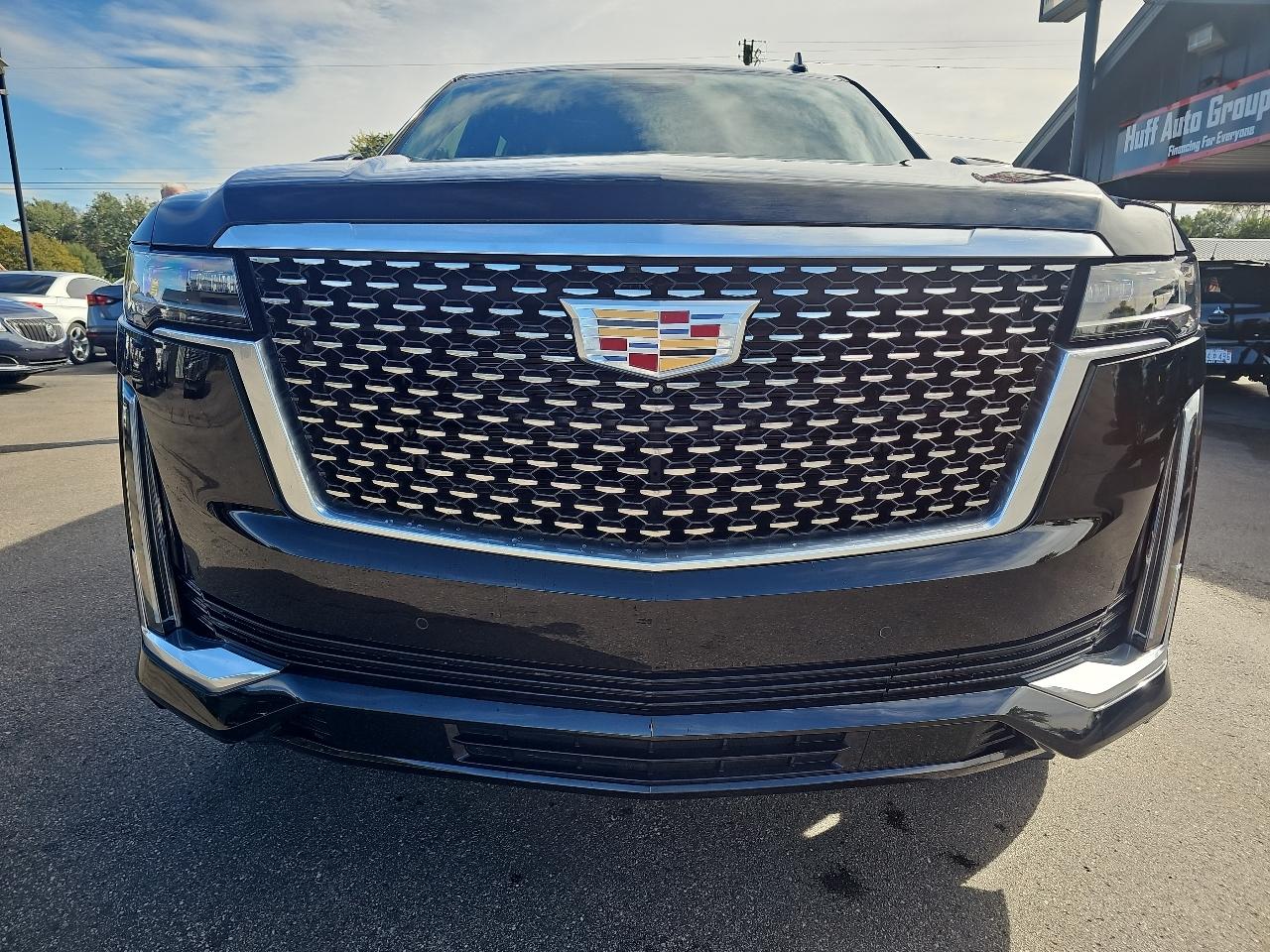 Cadillac Escalade 4WD 4dr Premium Luxury 2022