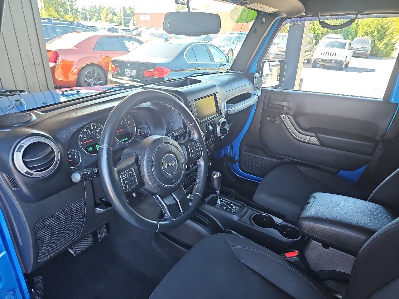 Jeep Wrangler Unlimited 4WD 4dr Sport 2015
