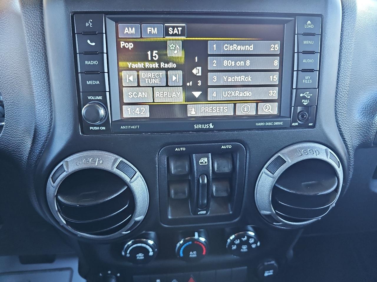 Jeep Wrangler Unlimited 4WD 4dr Sport 2015