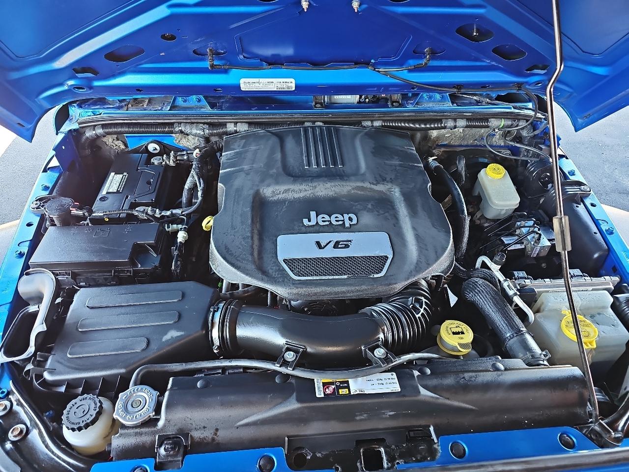 Jeep Wrangler Unlimited 4WD 4dr Sport 2015