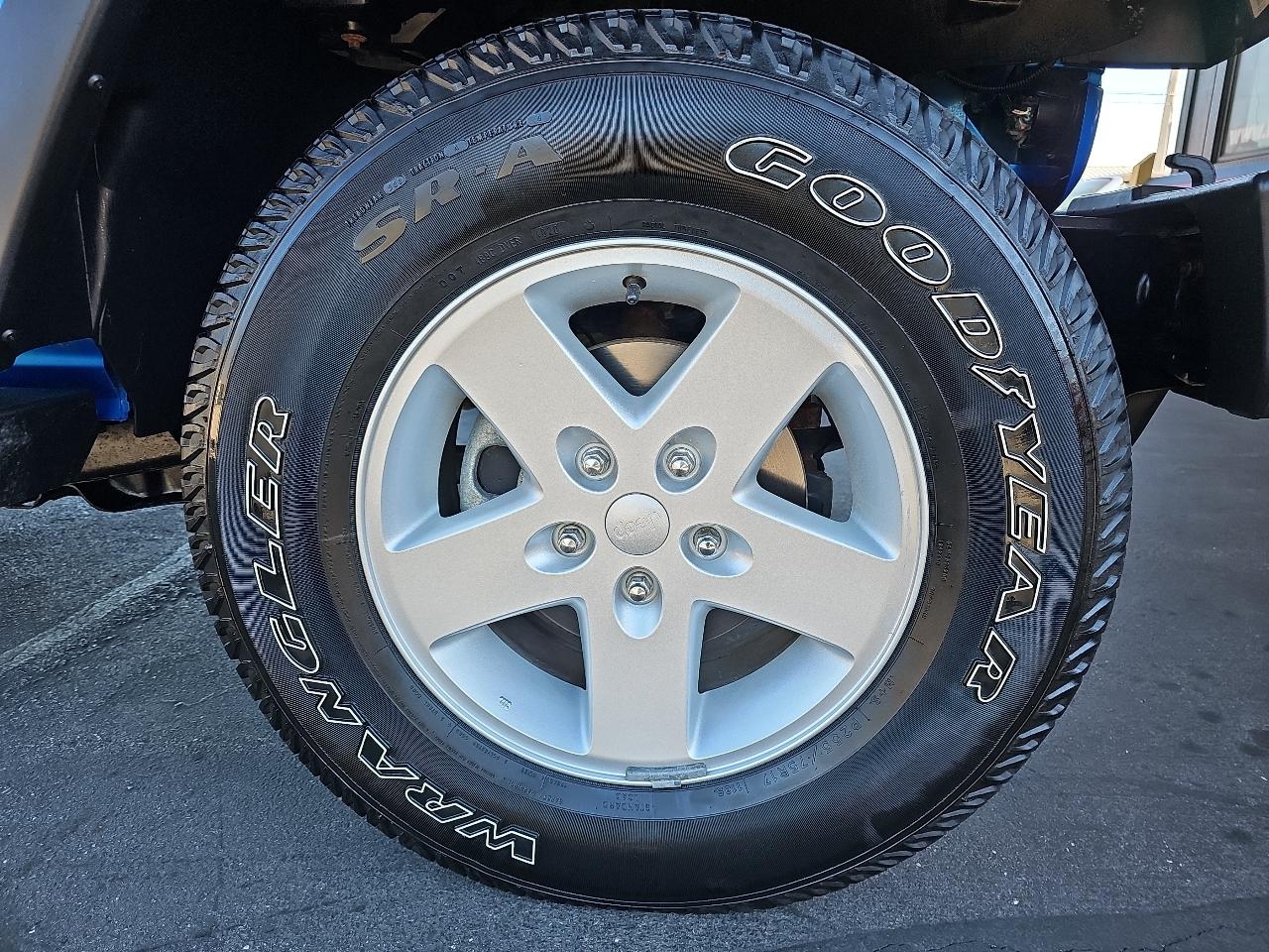 Jeep Wrangler Unlimited 4WD 4dr Sport 2015