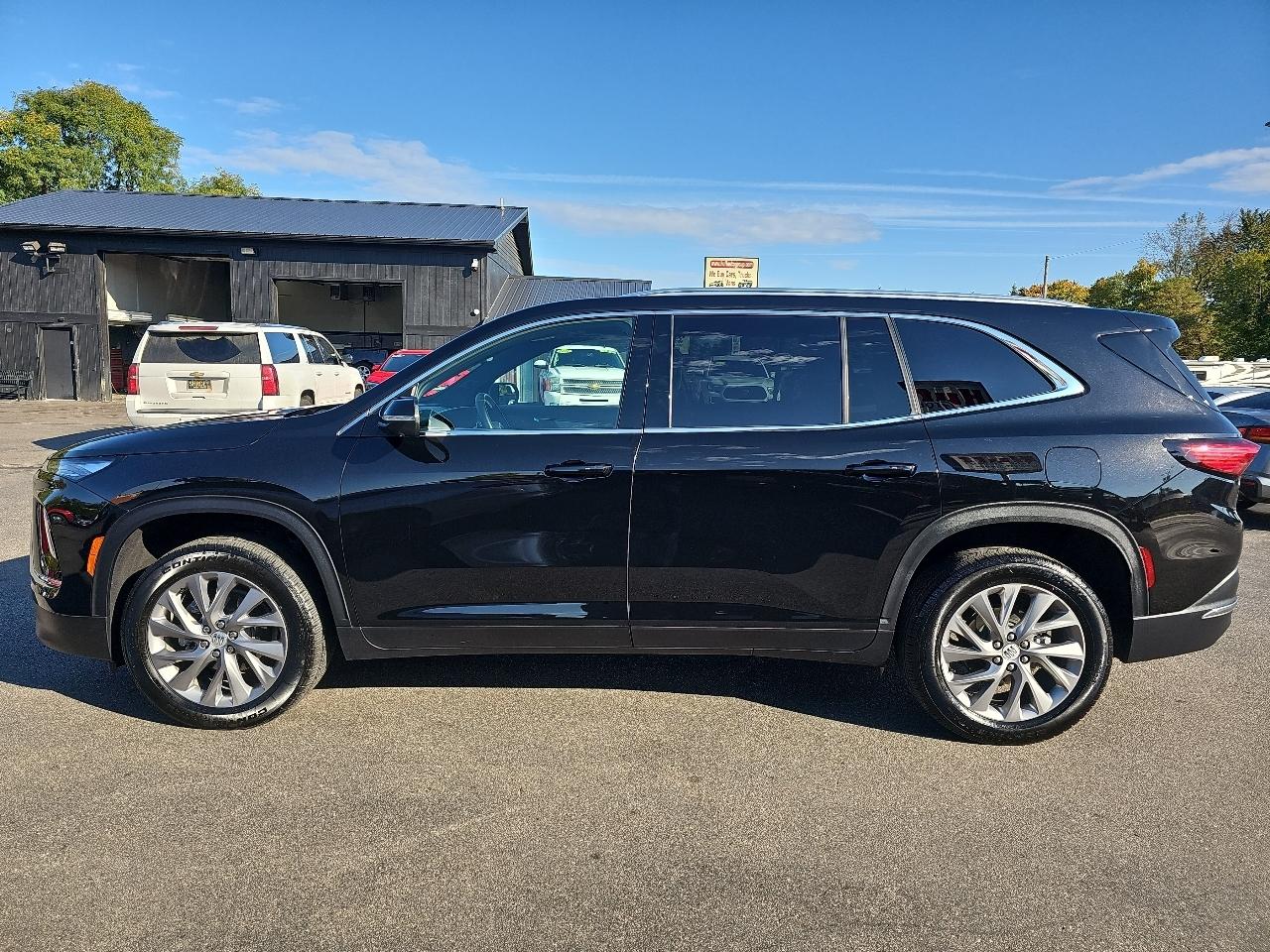 Buick Enclave 4dr Preferred 2025