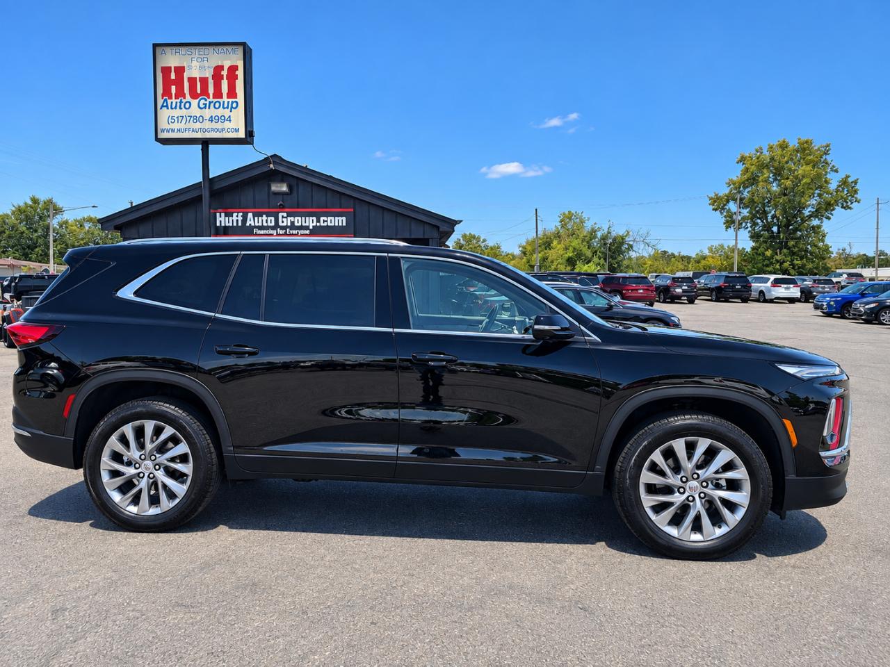 Buick Enclave 4dr Preferred 2025