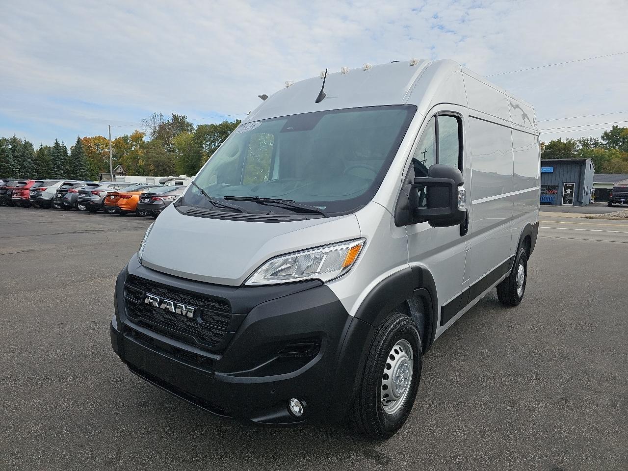 RAM ProMaster Cargo Van Tradesman 1500 High Roof 136" WB w/Pass Seat 2026