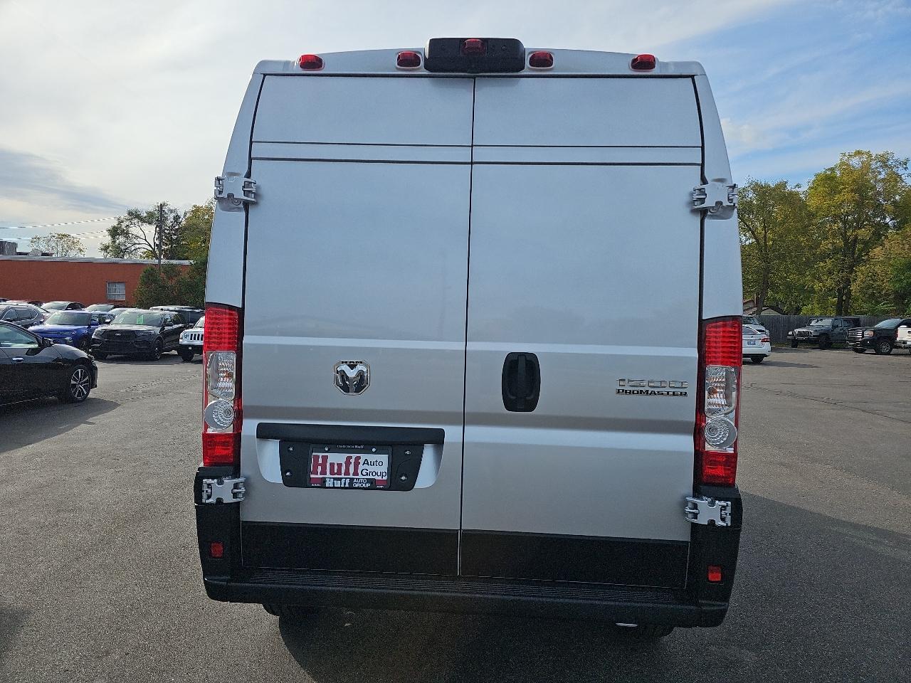 RAM ProMaster Cargo Van Tradesman 1500 High Roof 136" WB w/Pass Seat 2026