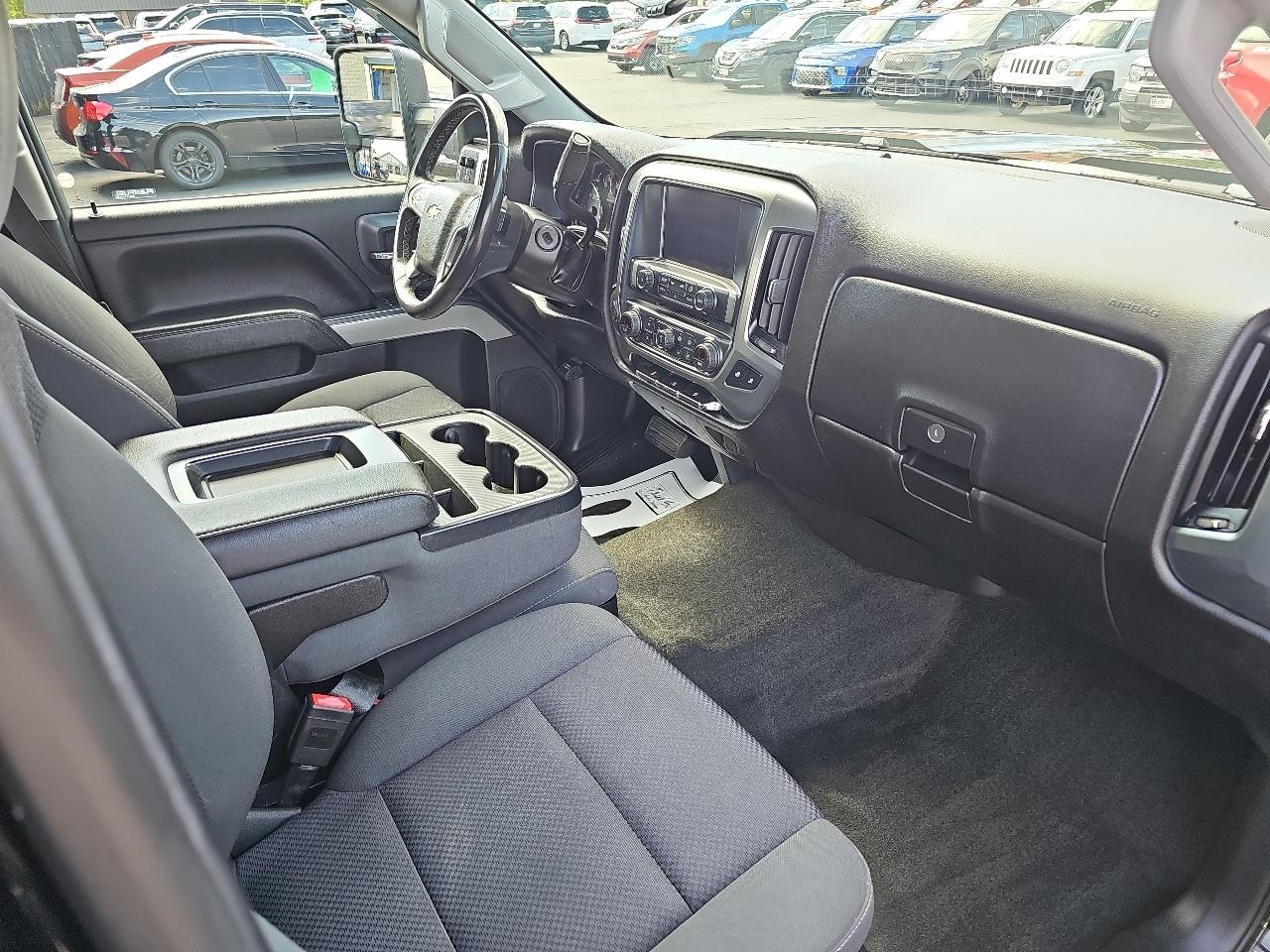 Chevrolet Silverado 2500HD 4WD Crew Cab 153.7" LT 2018