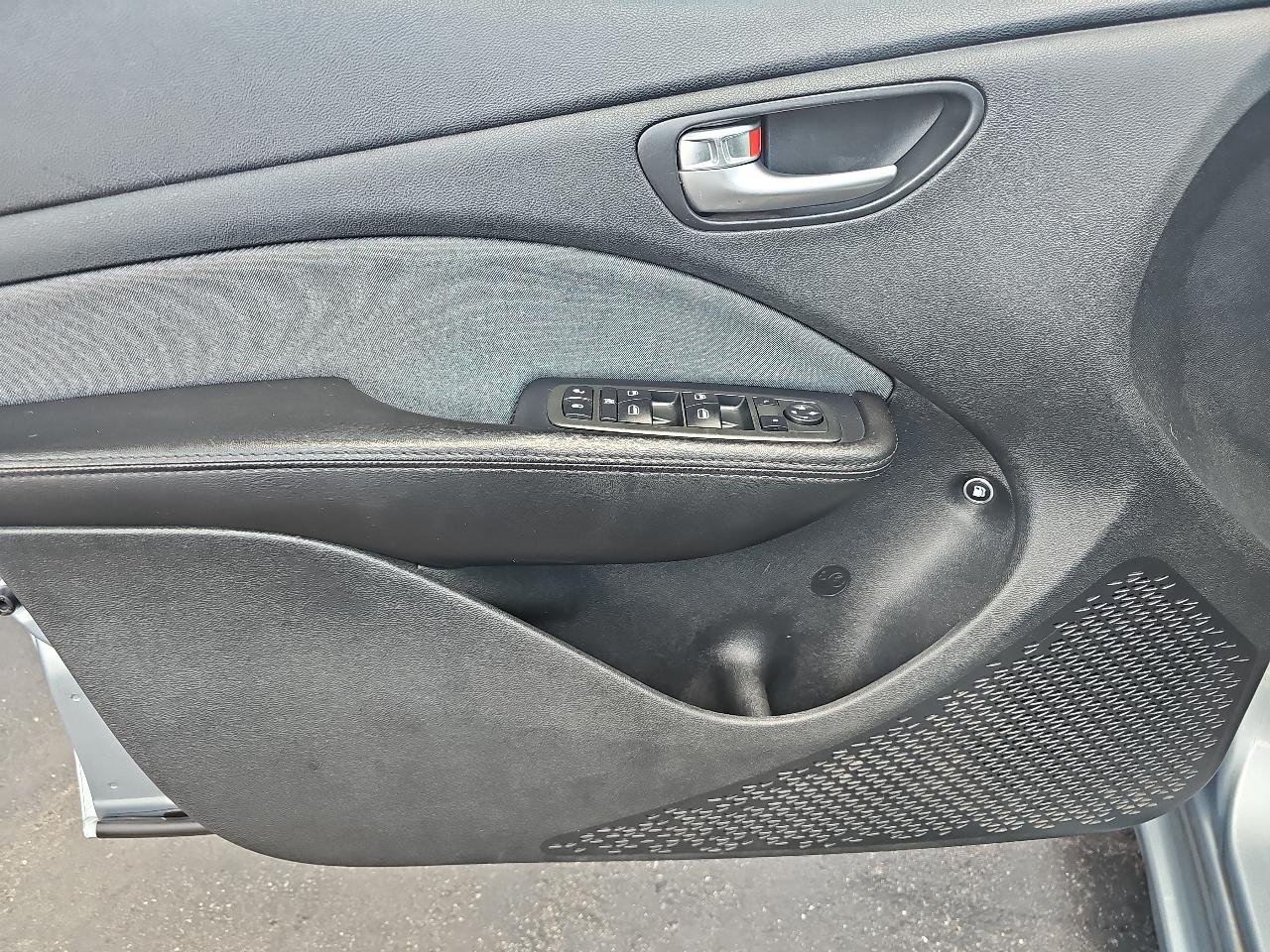 Dodge Dart 4dr Sdn SXT 2013