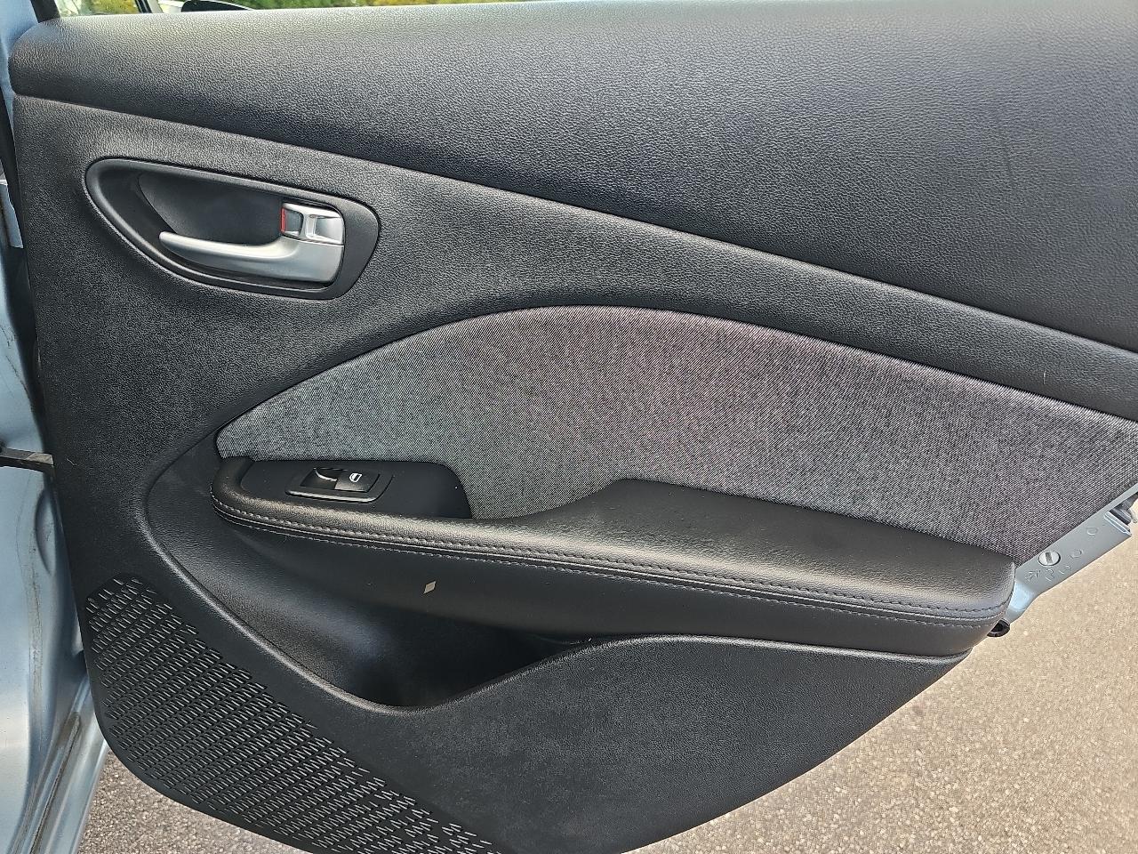 Dodge Dart 4dr Sdn SXT 2013