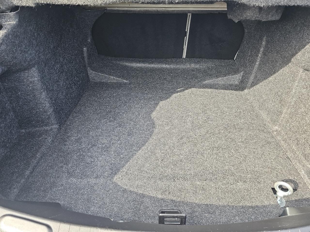 Chevrolet Impala 4dr Sdn LS w/1FL 2018