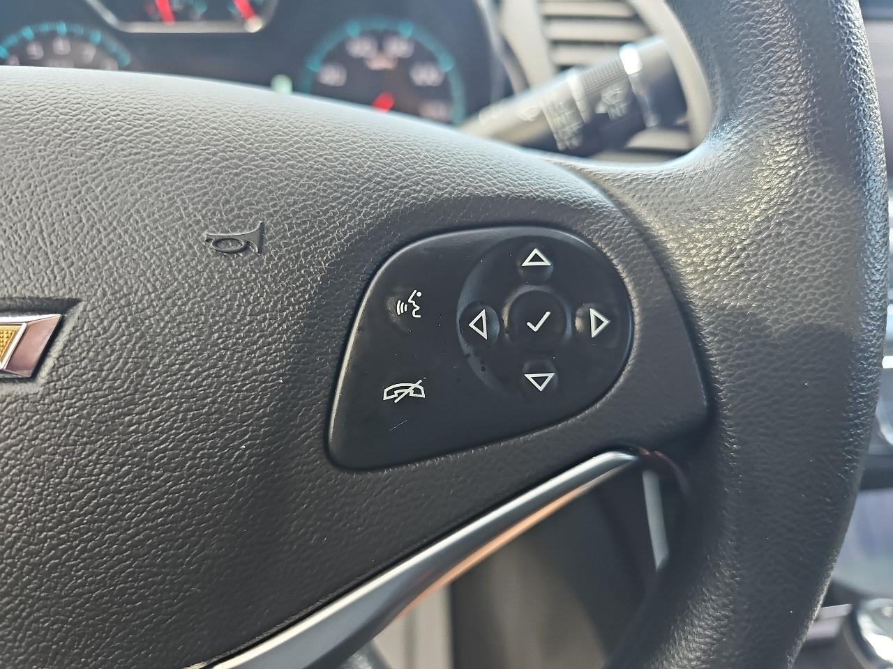 Chevrolet Impala 4dr Sdn LS w/1FL 2018