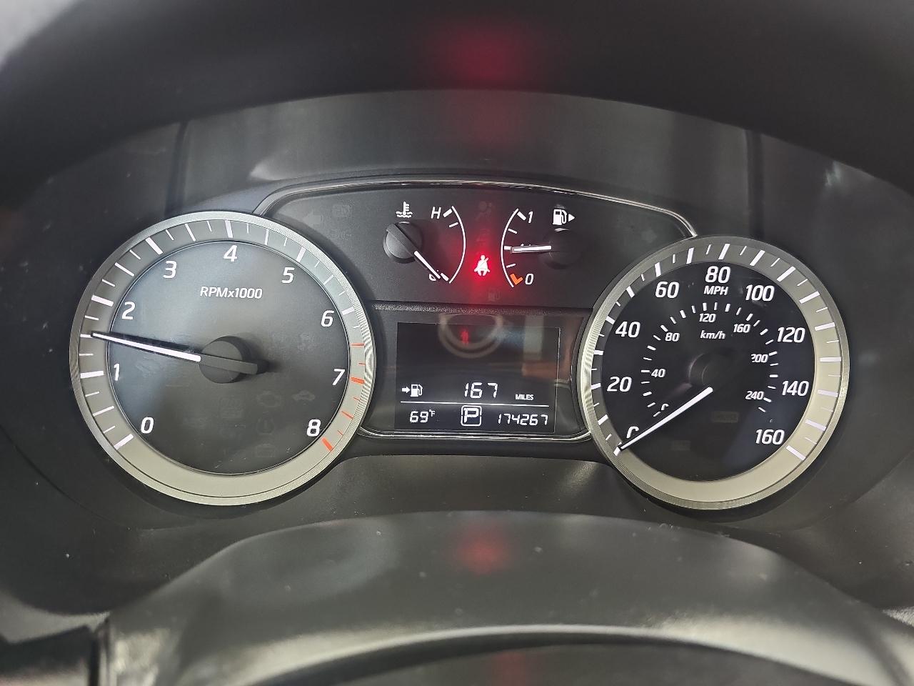 Nissan Sentra 4dr Sdn I4 CVT SV 2014