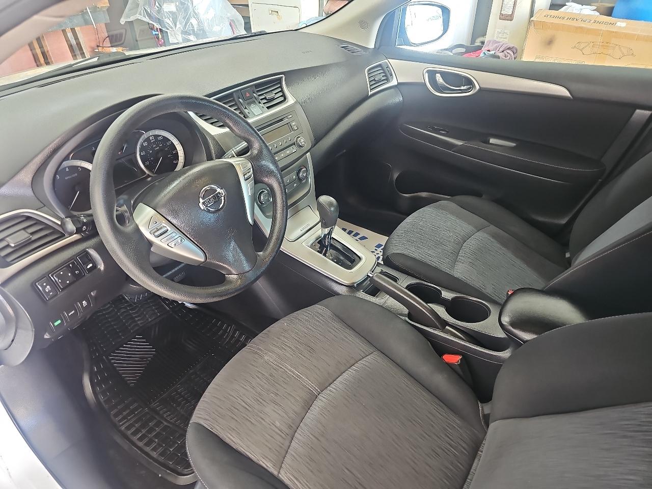 Nissan Sentra 4dr Sdn I4 CVT SV 2014
