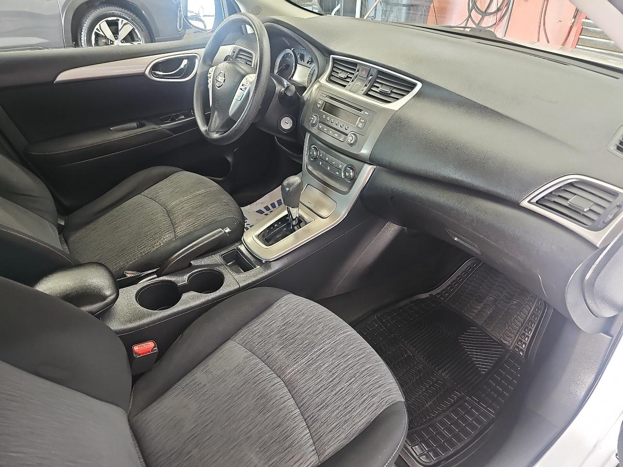 Nissan Sentra 4dr Sdn I4 CVT SV 2014