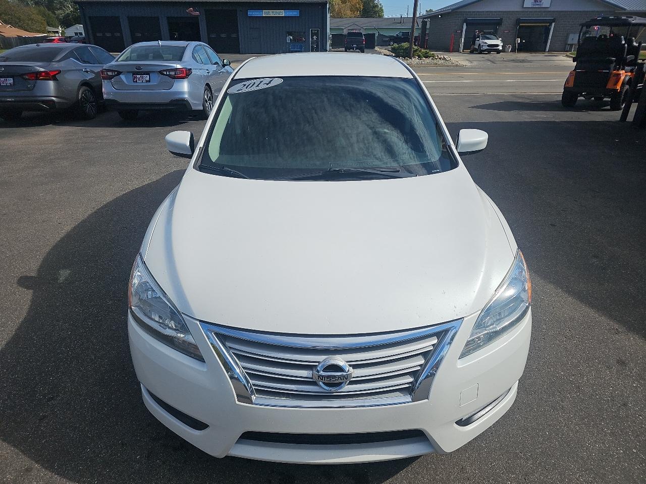 Nissan Sentra 4dr Sdn I4 CVT SV 2014