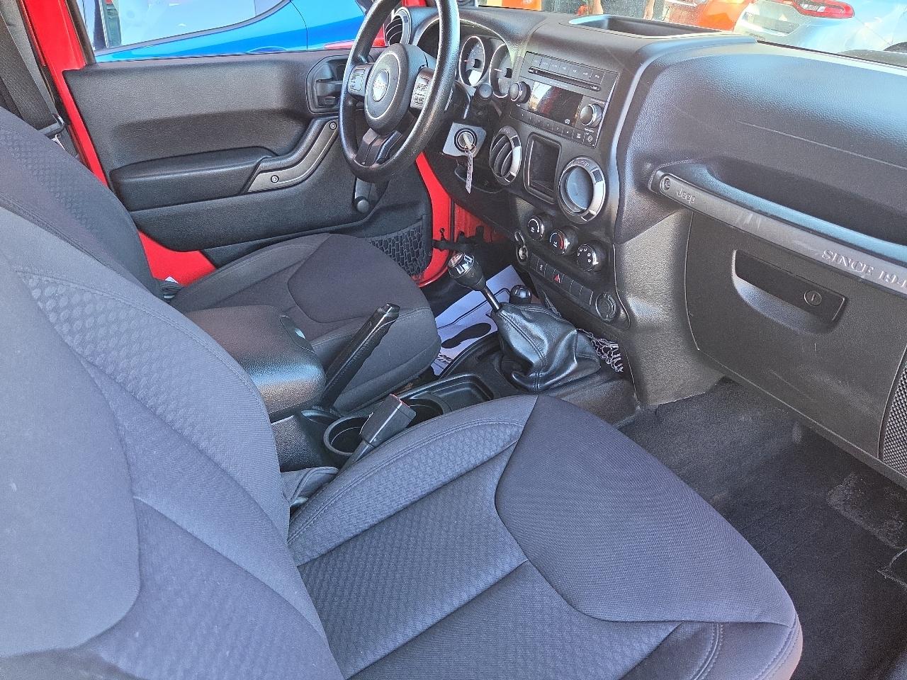 Jeep Wrangler 4WD 2dr Sport 2013