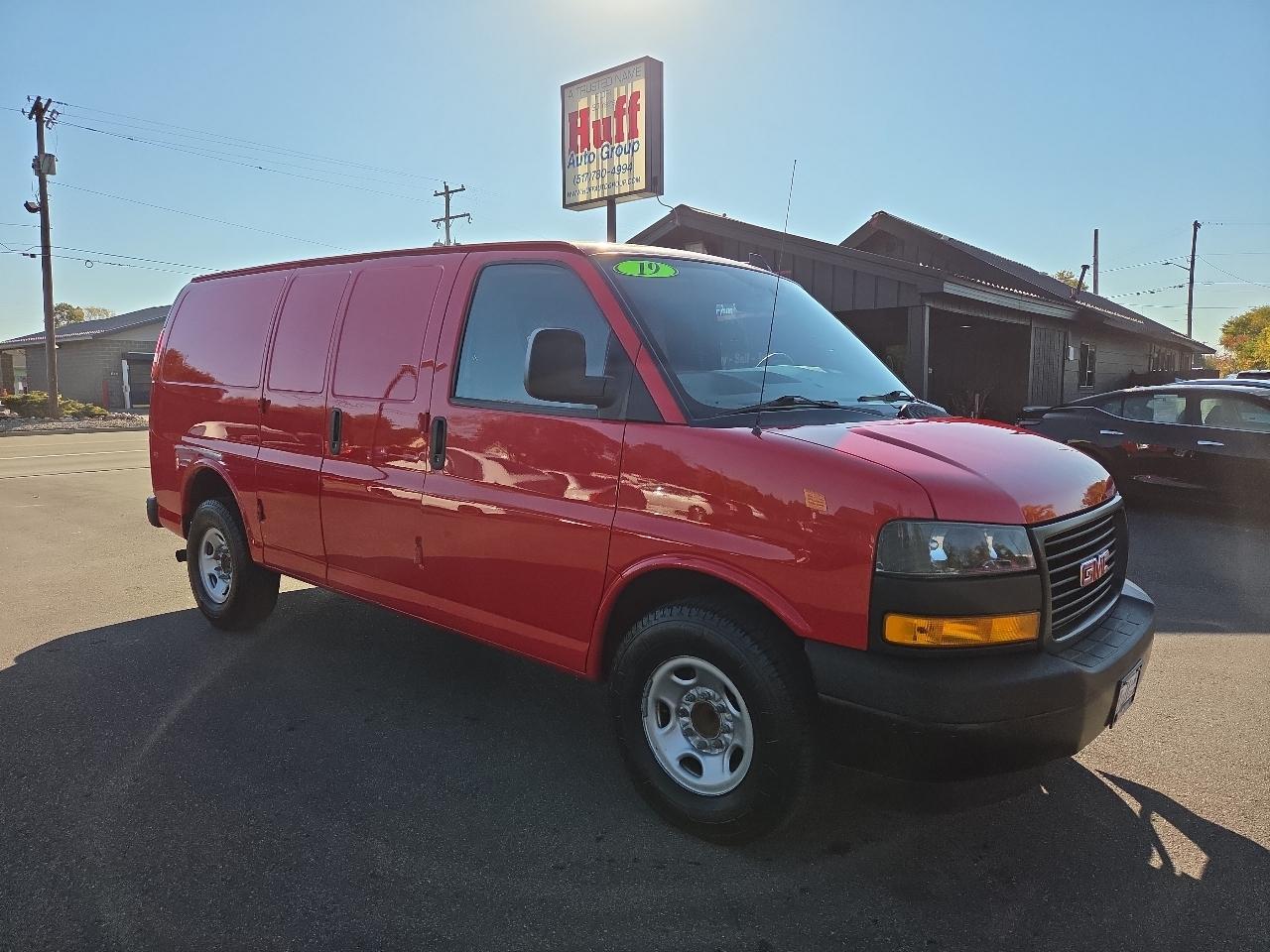 GMC Savana Cargo Van RWD 2500 135" 2019