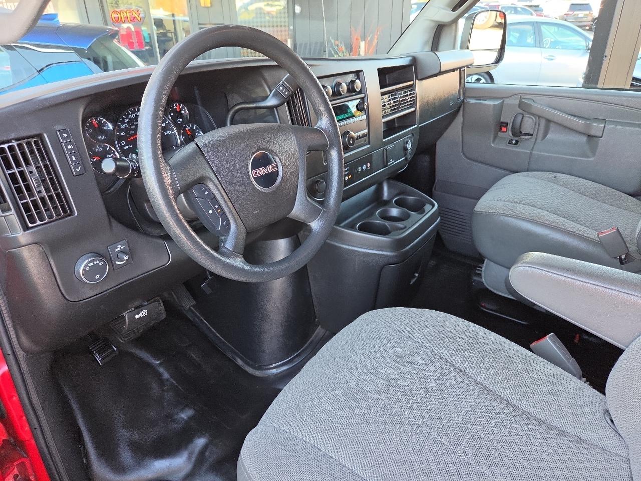 GMC Savana Cargo Van RWD 2500 135" 2019