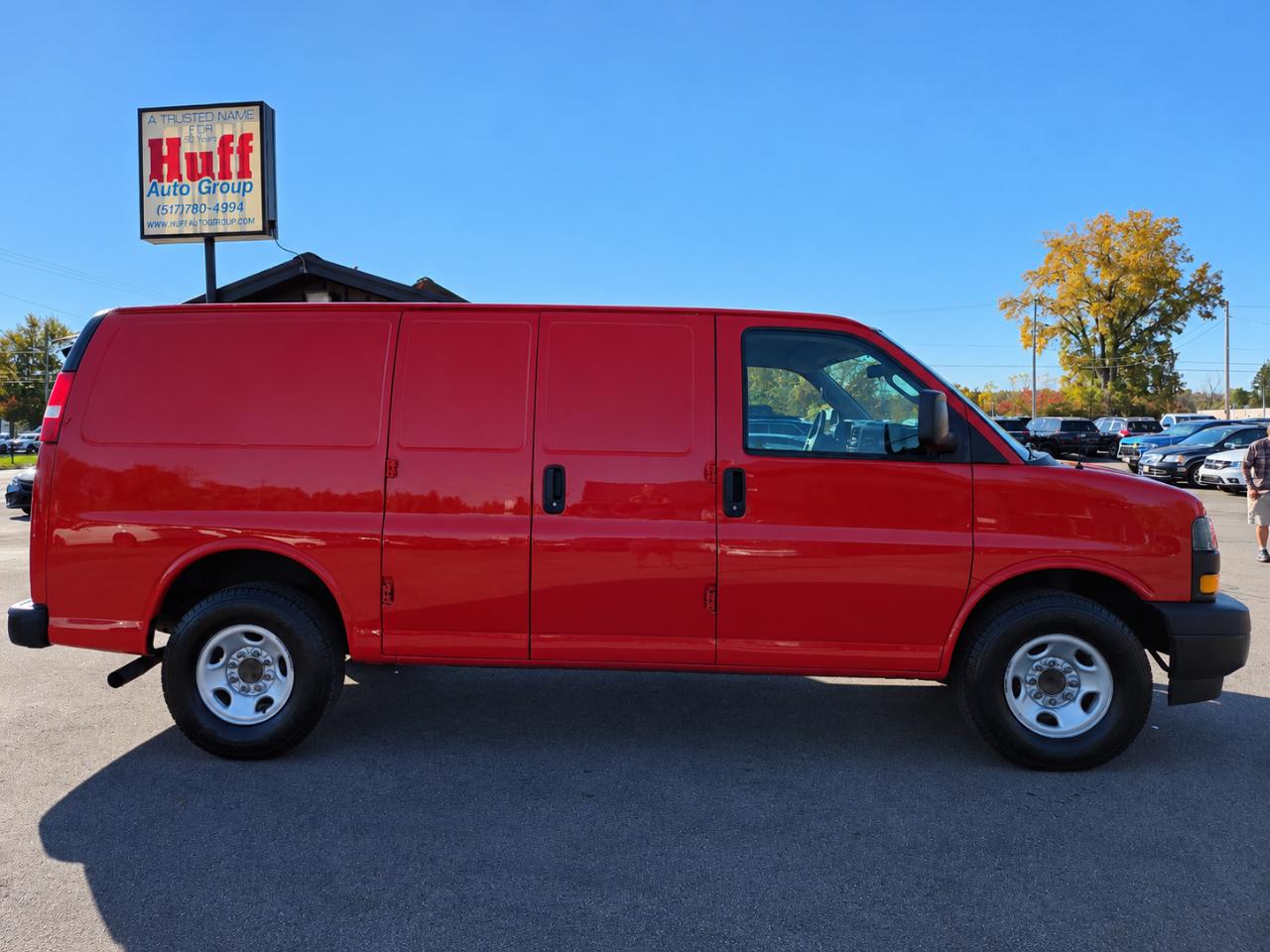 GMC Savana Cargo Van RWD 2500 135" 2019