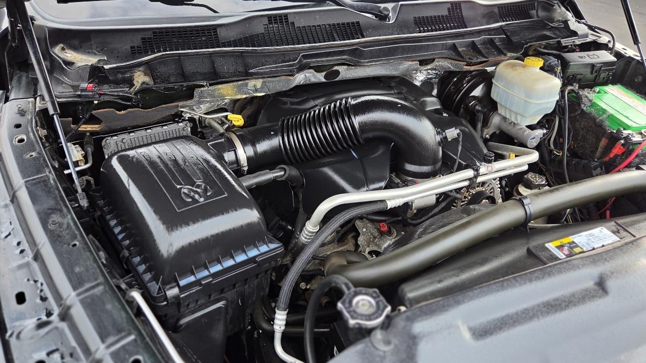 RAM 2500 4WD Reg Cab 140.5" Tradesman 2015