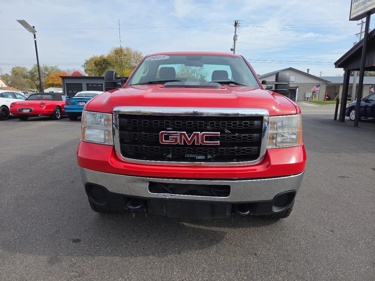 GMC Sierra 2500HD 4WD Reg Cab 133.7" Work Truck 2013
