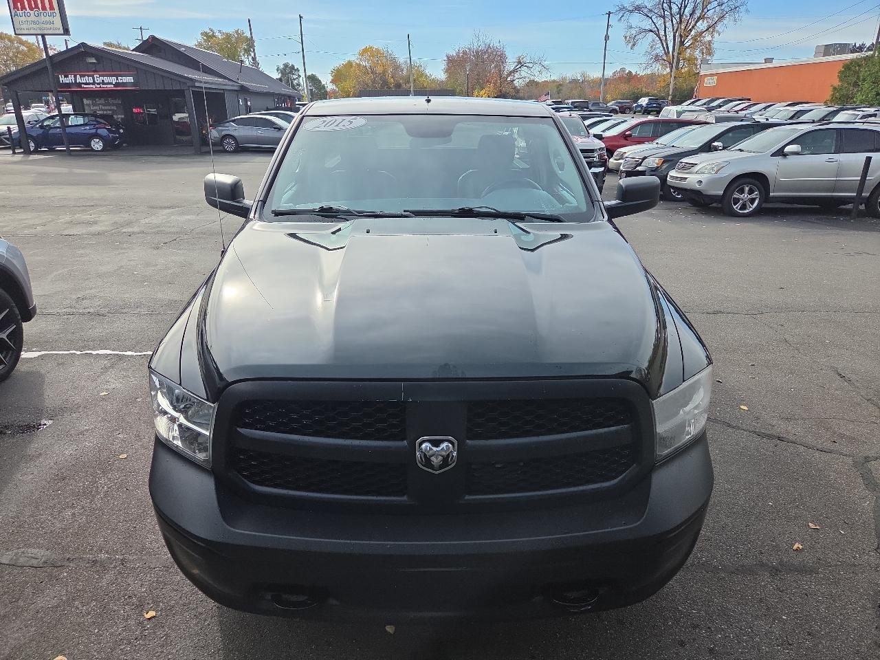 RAM 1500 4WD Reg Cab 140.5" Tradesman 2015