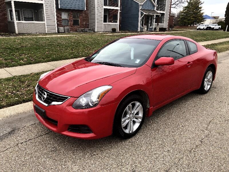 Nissan Altima 2.5 S 6M/T Coupe 2012