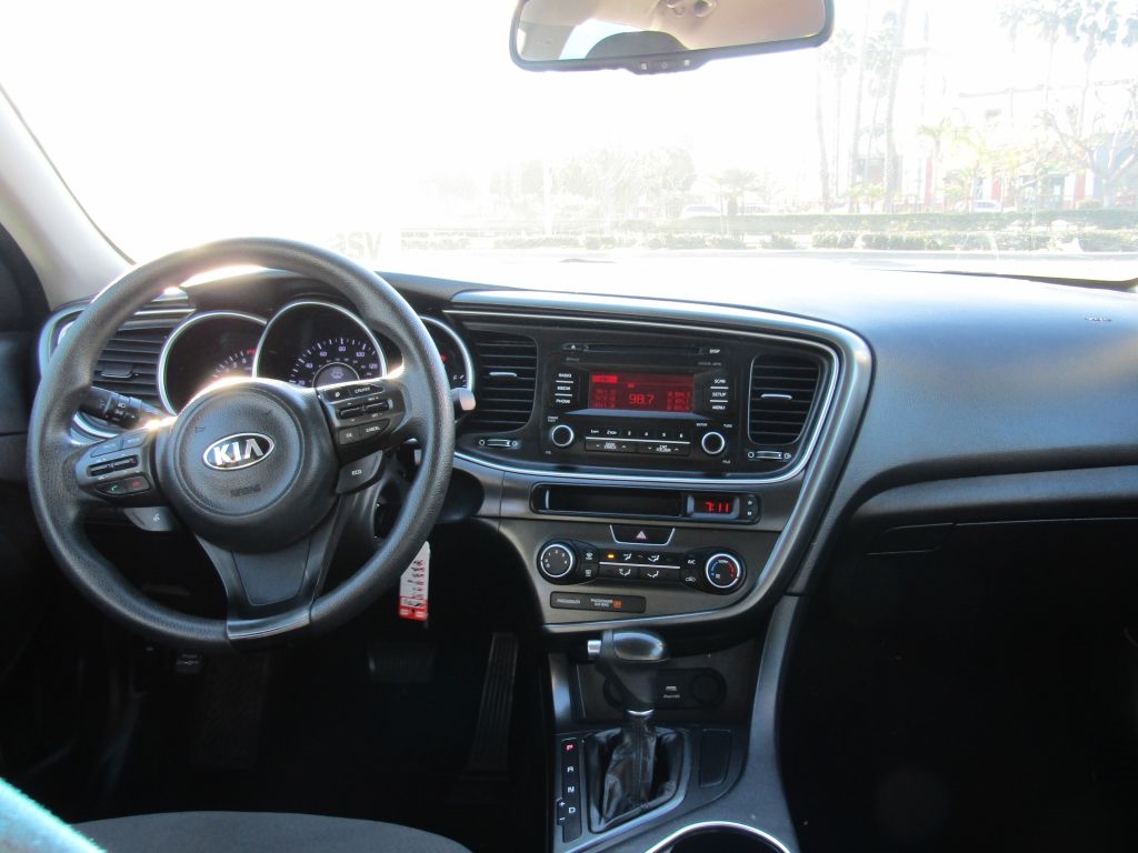 Kia Optima LX 2015