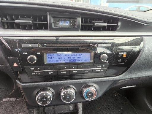 Toyota Corolla LE CVT 2014
