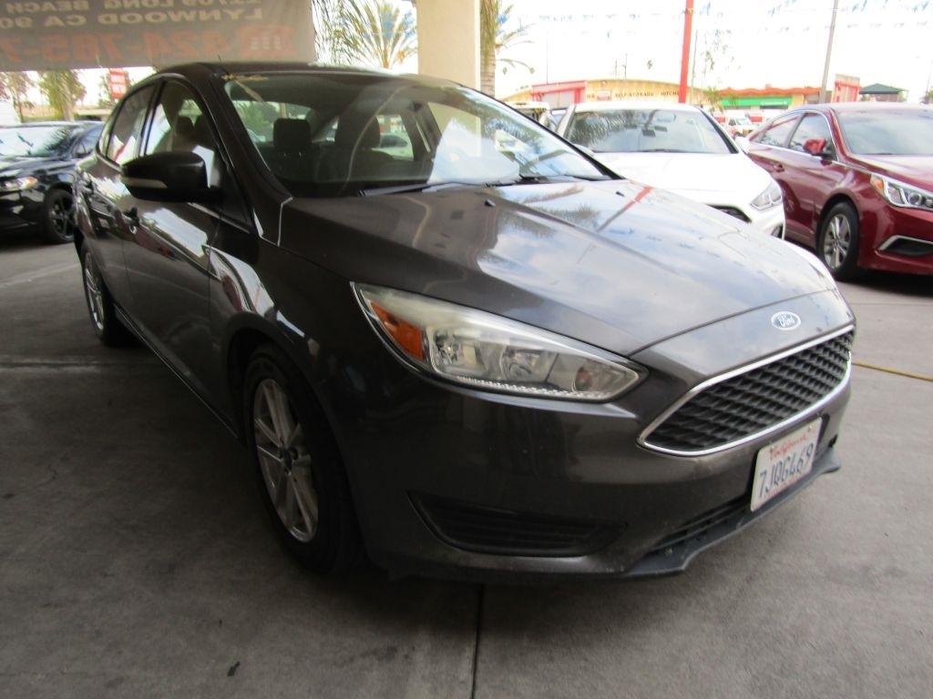 Ford Focus SE Sedan 2015