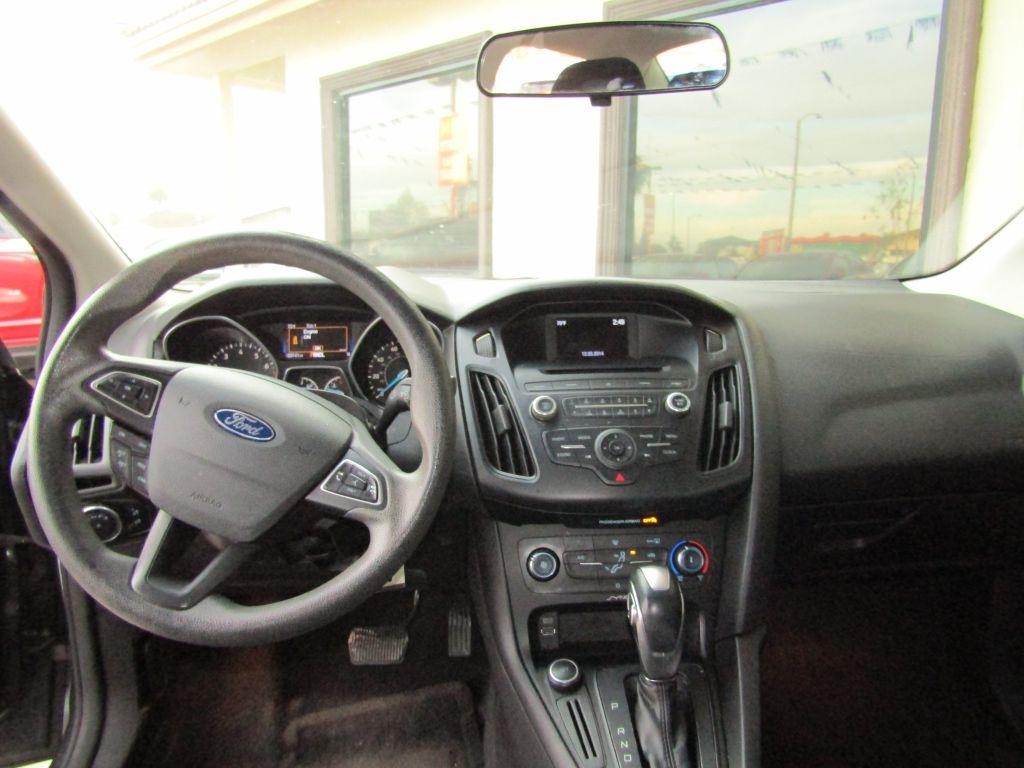 Ford Focus SE Sedan 2015